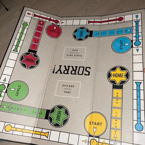 Sorry! Vintage Bookshelf Edition Game - Picture 8 of 10